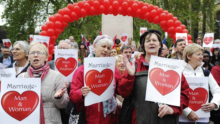 El Parlamento brit&aacute;nico debate el proyecto de ley del matrimonio homosexual