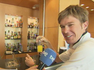 Ver v&iacute;deo  'Repor: En la barra con Johnnie Walker'