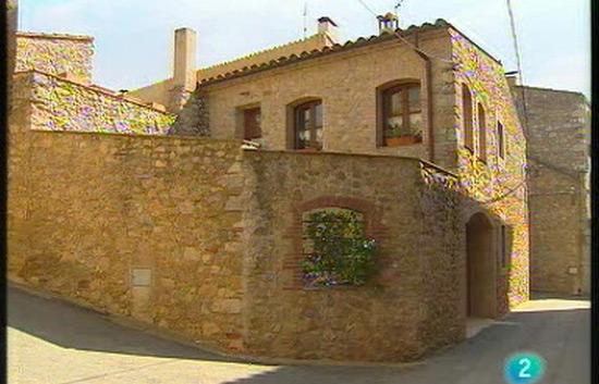 Els nous catalans - El reportatge: Ull&agrave;, dos m&oacute;ns en un