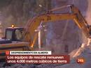 Ir al Video&nbsp;Rescatan los cuerpos sin vida de los tres desaparecidos tras el derrumbe de varias casas cueva