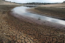 Reserva hidr&aacute;ulica en la localidad salmantina de Cespedosa en febrero de 2012