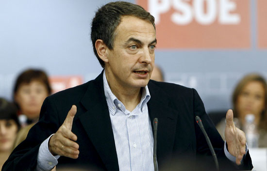 Zapatero: "El aumento de la edad de jubilaci&oacute;n es una propuesta razonable"