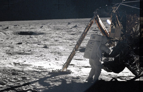 Revive el paseo del hombre por la Luna
