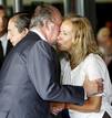 All&iacute;, Don Juan Carlos ha saludado a la directora general de Protecci&oacute;n Civil del Ministerio del Interior, Pilar Gallego.