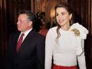 El rey de Jordania, Abdal&aacute;h II y la reina Rania, tan elegante como siempre, no se han perdido el Jubileo de Diamante.