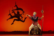 'El rey le&oacute;n' triunfa en Broadway y en la Gran V&iacute;a