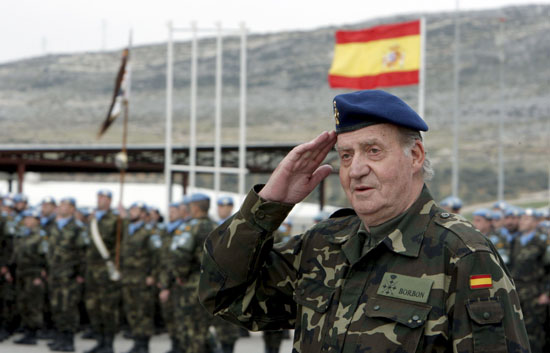 El Rey llega a la base espa�ola de Marjay�n para visitar a las tropas en L�bano