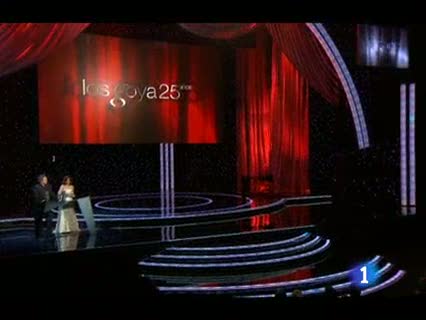 Ver v&iacute;deo  'Reyes Abades y Ferr&aacute;n Piquer Goya 2011 a los Mejores Efectos Especiales por 'Balada triste de trompeta''