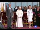 Ir al Video&nbsp;Los reyes despiden al papa en Barajas