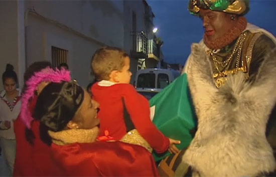 Los Reyes Magos de Oriente han estado en algunas casas repartiendo los regalos a los ni&ntilde;os