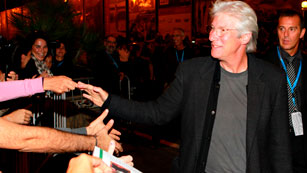 Ver v&iacute;deo  'Richard Gere, primera estrella en el 60 aniversario del festival de San Sebasti&aacute;n'