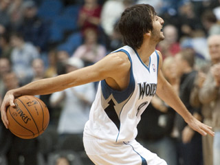 Ricky Rubio debuta en la NBA con derrota