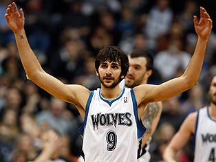Ricky Rubio lidera a los Timberwolves frente a los Spurs de Parker (87-79)
