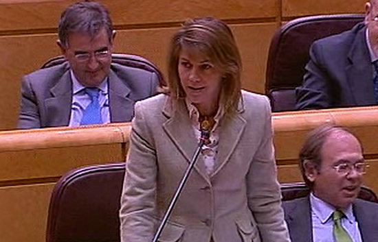 Rifi-rafe en el Senado por la primer pregunta de De Cospedal