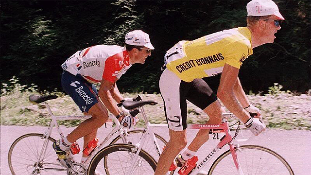 Riis acaba con la leyenda de Indurain en 1996