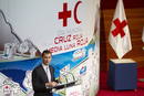 El director de RNE, Benigno Moreno, ha recogido este martes, D&iacute;a Mundial de la Cruz Roja, la Medalla de Oro de la instituci&oacute;n humanitaria de manos de los Pr&iacute;ncipes de Asturias.