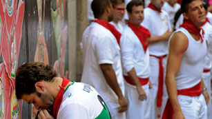 Ver v&iacute;deo  'RNE te narra el s&eacute;ptimo encierro de San Ferm&iacute;n 2012 en im&aacute;genes'