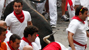 Ver v&iacute;deo  'RNE te narra el tercer encierro de San Ferm&iacute;n 2012 en im&aacute;genes'