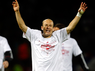 Ver v&iacute;deo  'Robben regresa al Bernab&eacute;u'