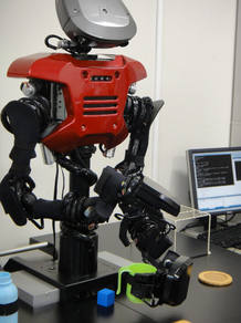 El robot est&aacute; programa para pensar y actuar por s&iacute; mismo