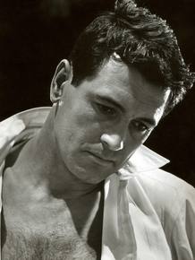 Rock Hudson para 'Pijama para dos' ('Lover Comes Back'), 1955, por Leo Fuchs © Leo Fuchs Rock Hudson para 'Pijama para dos' ('Lover Comes Back'), 1955, por Leo Fuchs © Leo Fuchs