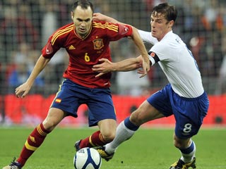 Ver v&iacute;deo  'La Roja, a prueba en la Eurocopa'