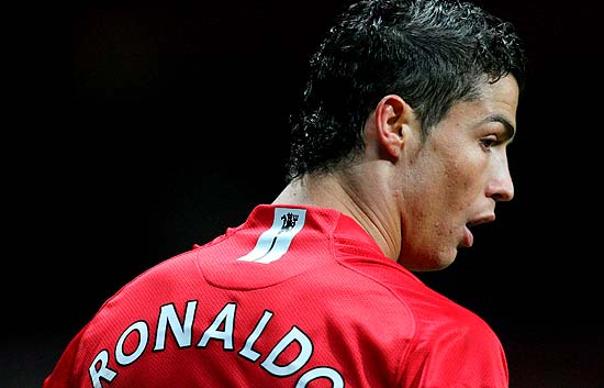 Ronaldo genera dinero y portadas