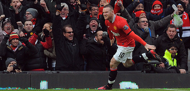 Rooney celebra el primer gol del United al Liverpool.