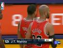 Ir al Video&nbsp;Rose amarga el debut de Gasol