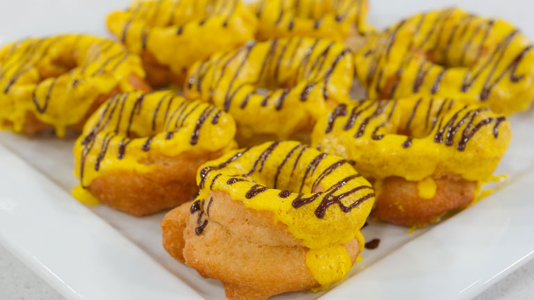 Saber Cocinar - Postres - Rosquillas a los tres c&iacute;tricos con glasa