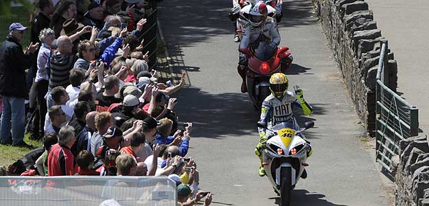 Rossi cumpli&oacute; uno de sus sue&ntilde;os al particpar en el TT de la Isla de Man.