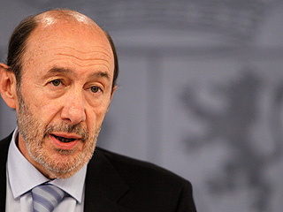 Ver v&iacute;deo  'Rubalcaba califica como muy importante la desarticulaci&oacute;n del comando Erreka'