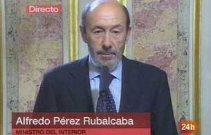 Ver v&iacute;deo  'Rubalcaba comparece tras la detenci&oacute;n de los dos etarras'
