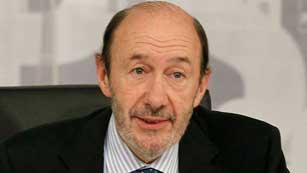 Ver v&iacute;deo  'Rubalcaba cree que Espa&ntilde;a puede afrontar sola el sanemiento del sector bancario'