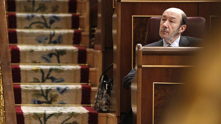 Rubalcaba critica el baile de cifras sobre el d&eacute;ficit y califica el debate de "poco razonable"