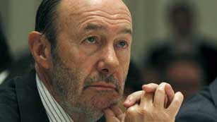 Ver v&iacute;deo  'Rubalcaba critica los presupuestos: m&aacute;s deuda y menos medidas sociales'