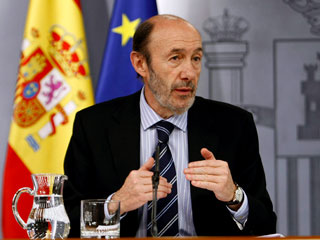 Ver v&iacute;deo  'Rubalcaba defiende al secretario de Estado de Seguridad en relaci&oacute;n al caso Fais&aacute;n'