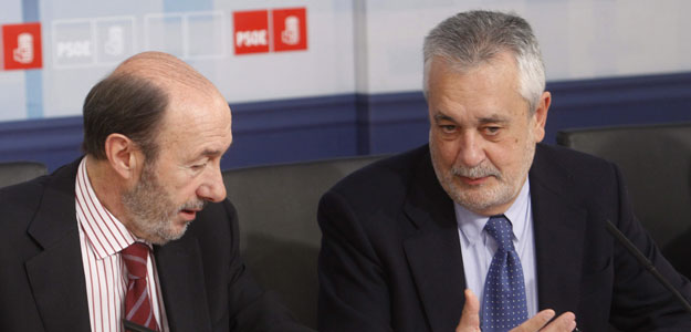 RUBALCABA Y GRI&Ntilde;&Aacute;N EN LA REUNI&Oacute;N DE LA EJECUTIVA SOCIALISTA