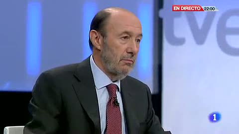 Ver v&iacute;deo  'Rubalcaba: Hay much&iacute;sima desafecci&oacute;n pol&iacute;tica entre los ciudadanos'