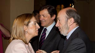 Ver v&iacute;deo  'Rubalcaba no ve con buenos ojos la inyecci&oacute;n econ&oacute;mica a Bankia'