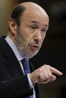 El lider del PSOE, Alfredo P&eacute;rez Rubalcaba, en el Congreso de los Diputados.