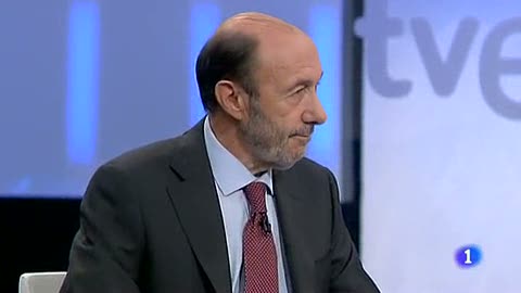 Ver v&iacute;deo  'Rubalcaba "respeta" la decisi&oacute;n de Aguirre y le "desea lo mejor"'
