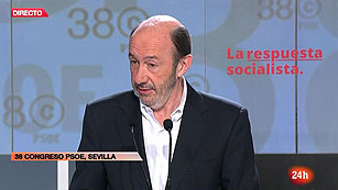 Ver v&iacute;deo  'Rubalcaba: "Ser&eacute; un l&iacute;der socialista fuerte, a mi no me van a quebrar"'
