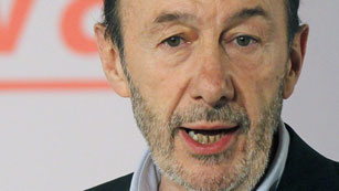 Ver v&iacute;deo  'Rubalcaba sobre la 'amnist&iacute;a fiscal': "El PP cobra al trabajador y quita impuestos al defraudador"'