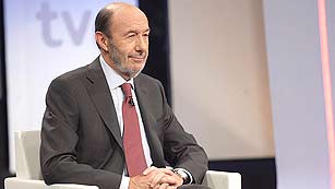 Ver v&iacute;deo  'Rubalcaba: "A veces los partidos hacemos la vista gorda con la corrupci&oacute;n"'