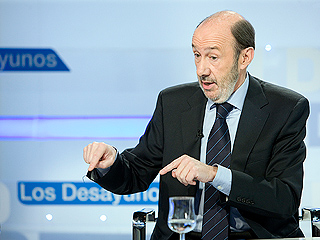 Ver v&iacute;deo  'Rubalcaba: "Yo no hago guerra sucia dentro de mi partido"'