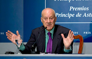 Ver v&iacute;deo  'Rueda de prensa del arquitecto Norman Foster, ganador del Pr&iacute;ncipe de Asturias de las Artes'