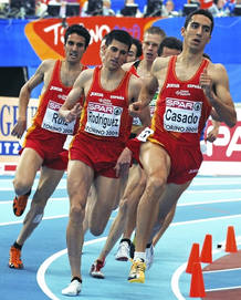 Arturo Casado, &Aacute;lvaro Rodr&iacute;guez y Diego Ruiz, en los 1.500 metros del Europeo indoor.