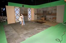 En la grabación de la serie 'Mitos y Leyendas' destaca la integración de decorados reales con la imagen virtual generada por ordenador, como en este caso En la grabación de la serie 'Mitos y Leyendas' destaca la integración de decorados reales con la imagen virtual generada por ordenador, como en este caso