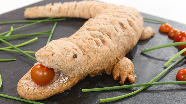 Receta de pan con forma de cocodrilo relleno - RTVE.es